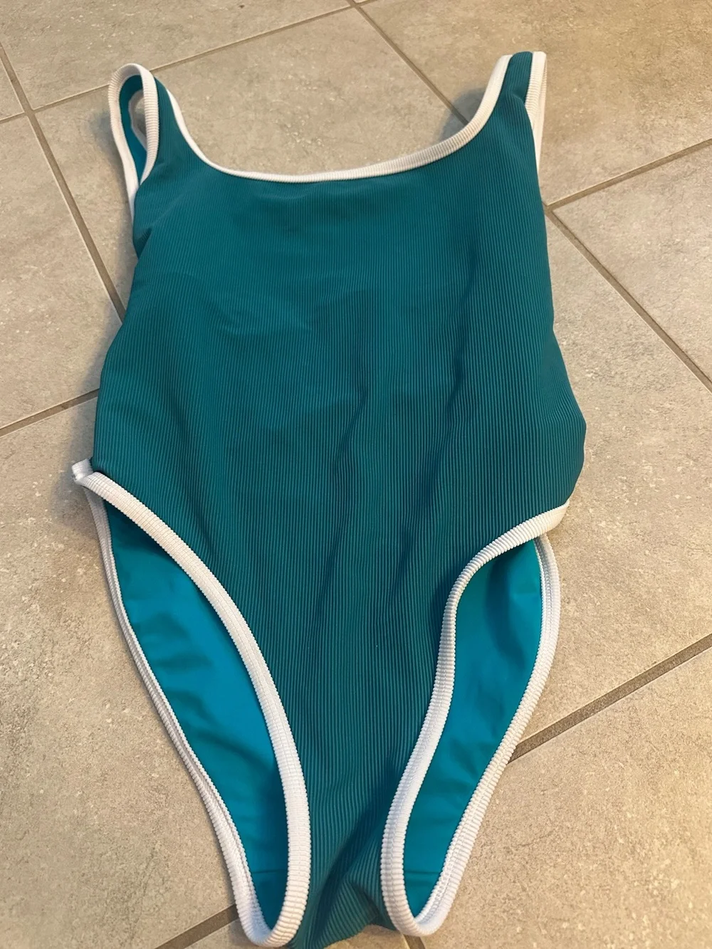 LainSnow Ocean Isle One Piece - Picture 4 of 4